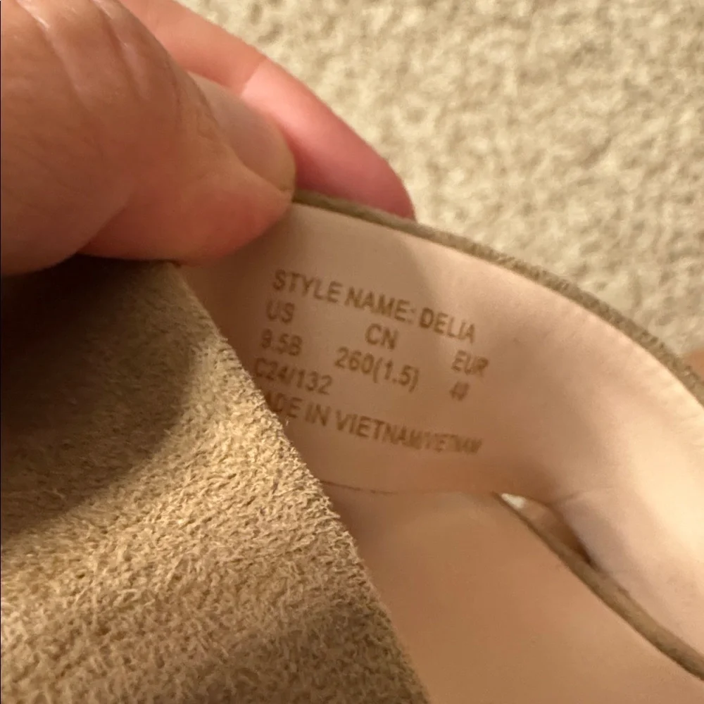 Kate Spade Tan Delphi Platform Block Heeled Sandals Open Toe Ankle Strap Sz 9.5B